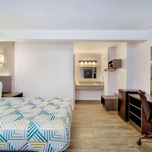 Queen Room Disability Access